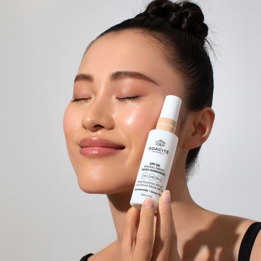 SPF 50 Tinted Mineral Drops, Shade 02